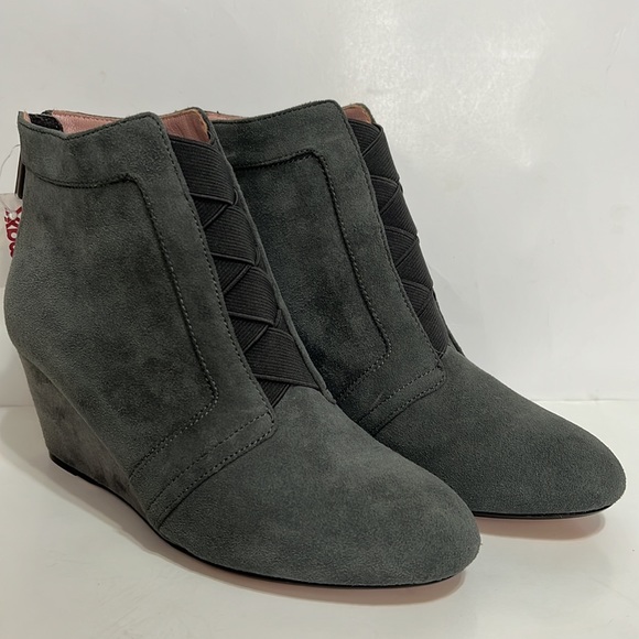 NEW Taryn Rose 'Kamer' Gray Fine Leather Suede Wedge Ankle Bootie Boot